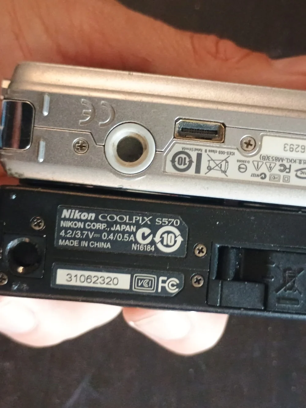 Nikon COOLPIX And Kodak Easy share Compact Digital Camera Lot